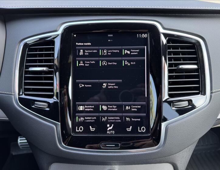 Volvo XC90 17