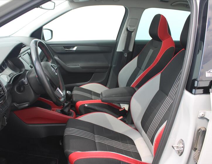 Škoda Fabia 10