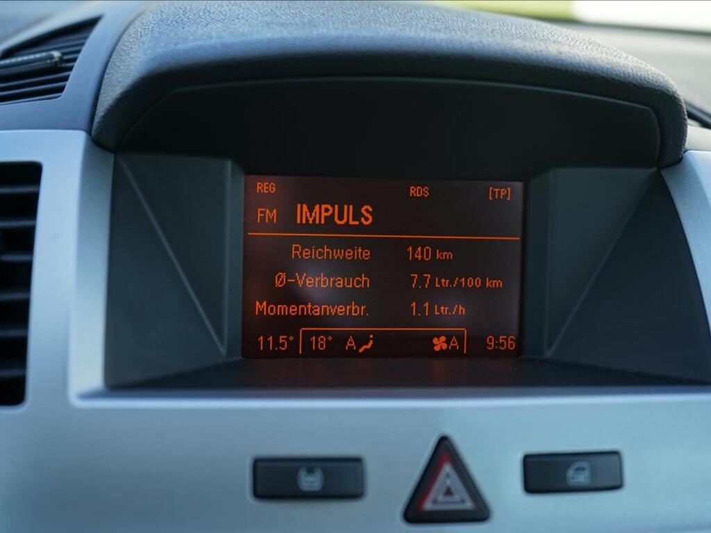 Opel Zafira 13