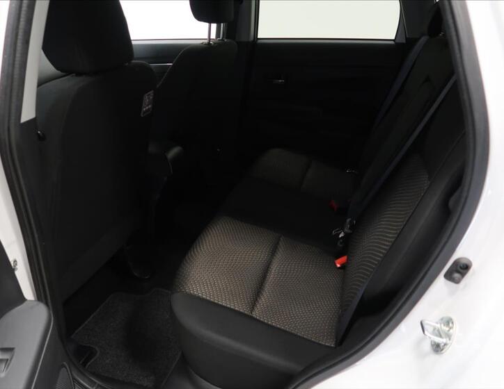 Mitsubishi ASX 8
