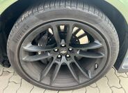 Dodge Challenger 9