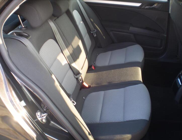 Škoda Superb 11