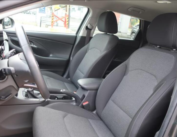 Hyundai i30 10
