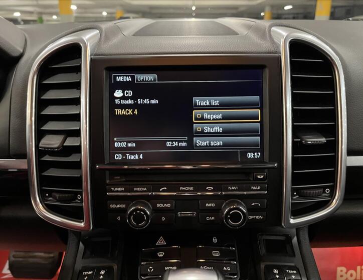 Porsche Cayenne 20