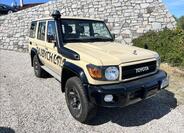 Toyota Land Cruiser 1