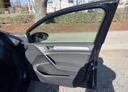 Volkswagen Golf 21