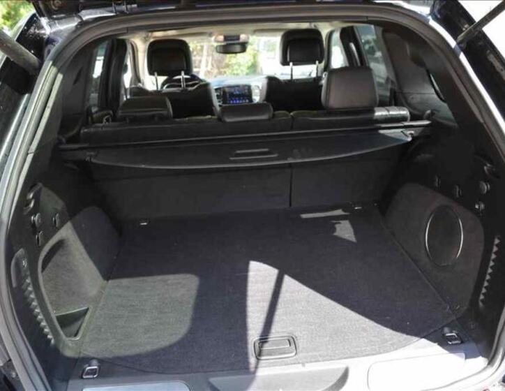 Jeep Grand Cherokee 22