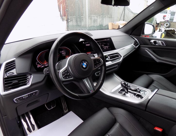 BMW X5 12
