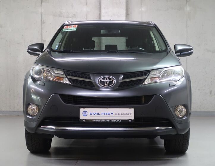 Toyota RAV4 2