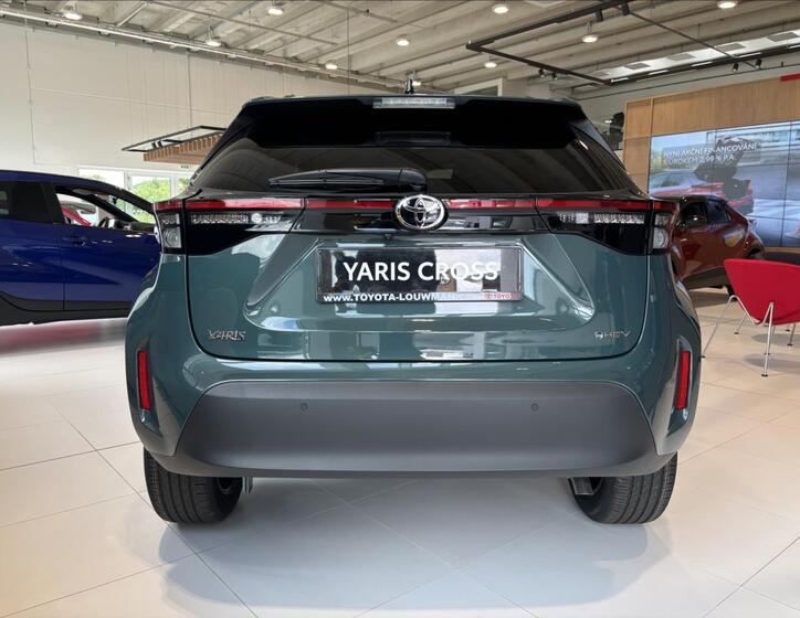 Toyota Yaris Cross 5