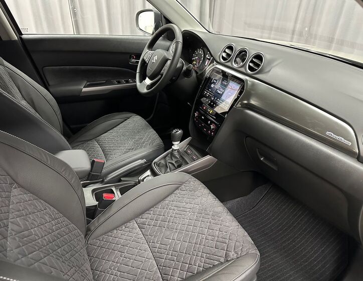 Suzuki Vitara 11