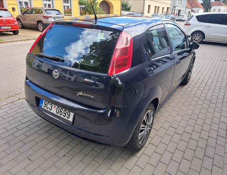 Fiat Grande Punto 9