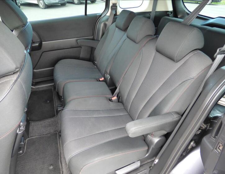 Mazda 5 34