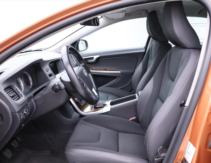 Volvo S60 11
