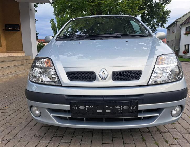 Renault Scénic 15