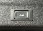 Audi Q3 12