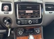 Volkswagen Touareg 11