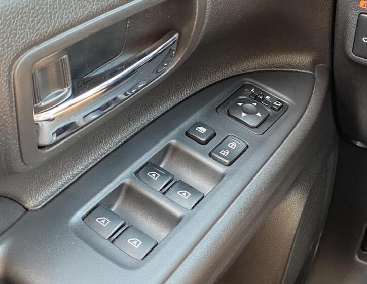 Mitsubishi Outlander 31