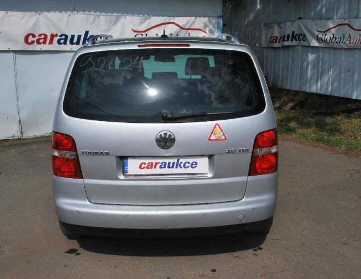 Volkswagen Touran 5