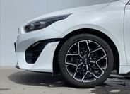 KIA ProCeed 18
