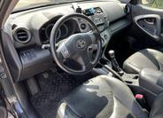 Toyota RAV4 9