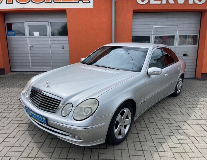 Mercedes-Benz Třídy E 1