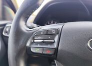 Hyundai i30 25