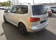 Volkswagen Touran 7