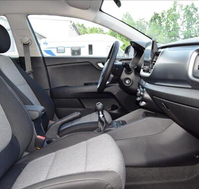 KIA Stonic 4