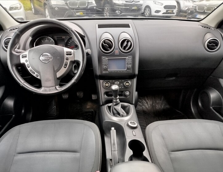 Nissan Qashqai 15