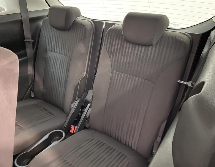Opel Zafira 7