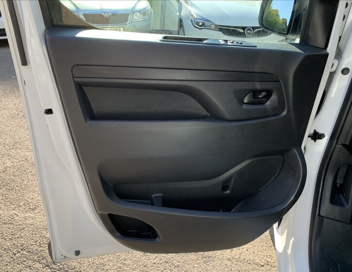 Toyota ProAce 12