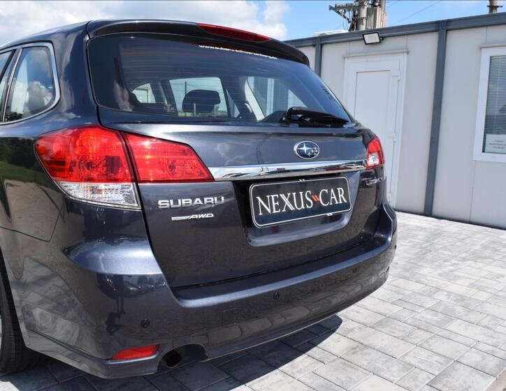 Subaru Legacy 11