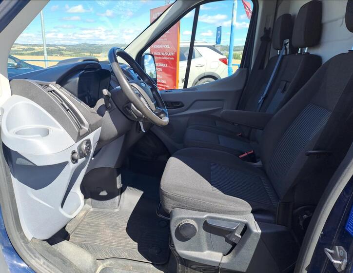 Ford Transit 5