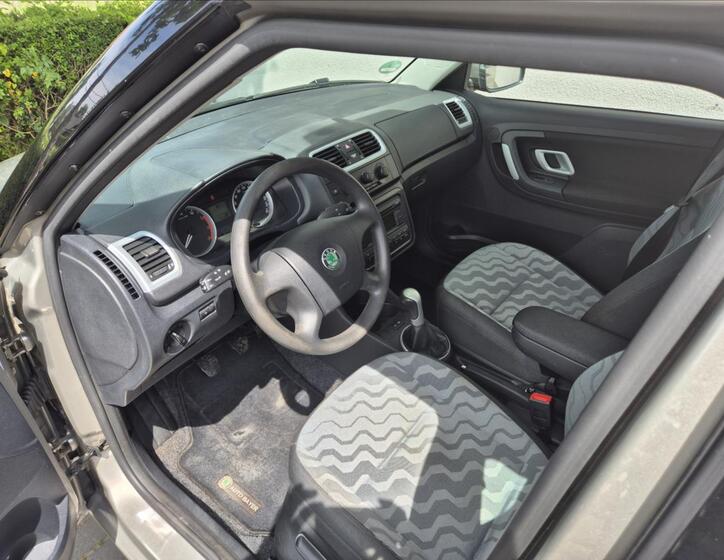 Škoda Fabia 12