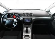 Ford S-MAX 11