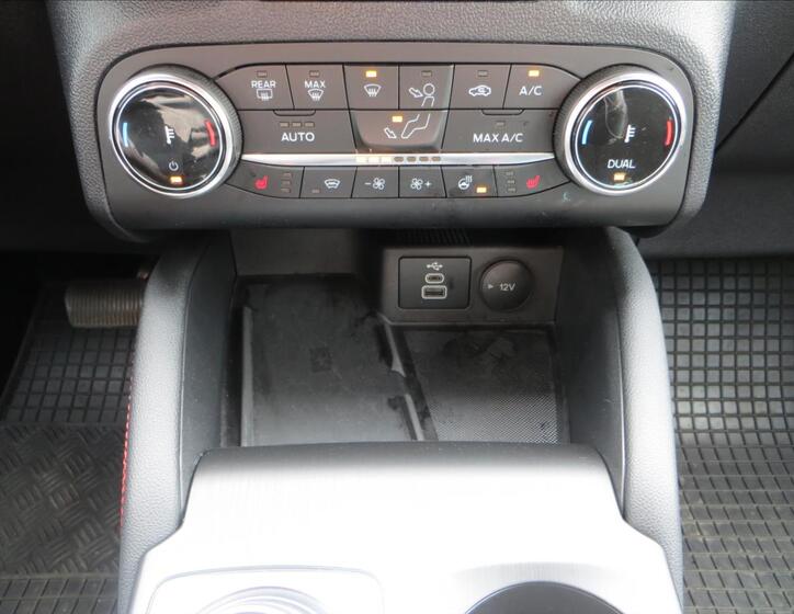Ford Kuga 22