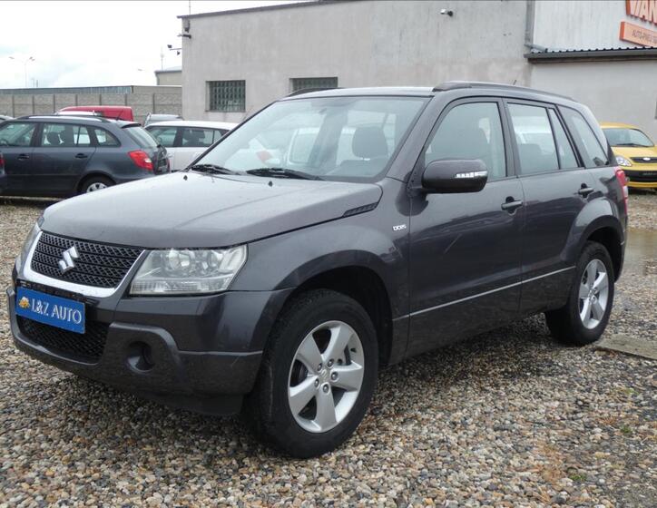 Suzuki Grand Vitara 1