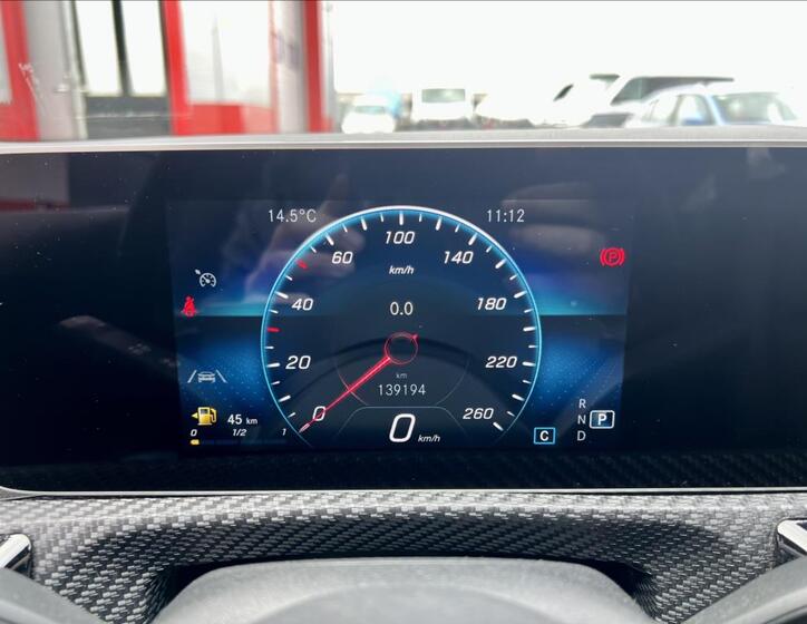 Mercedes-Benz CLA 24