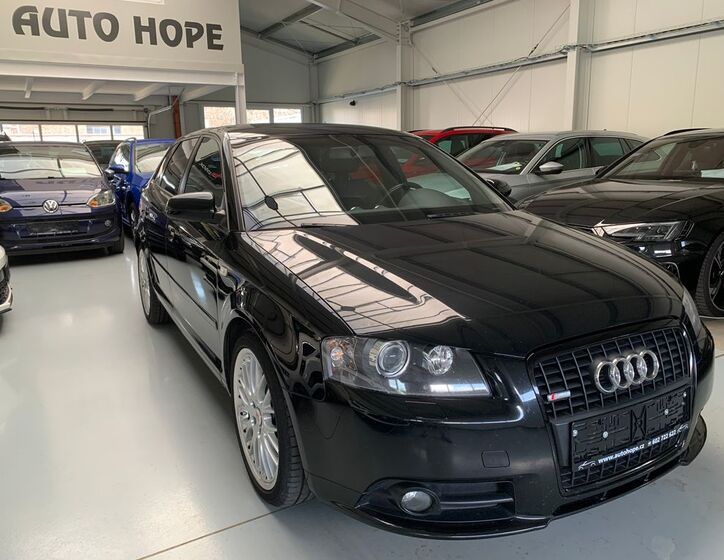 Audi A3 1