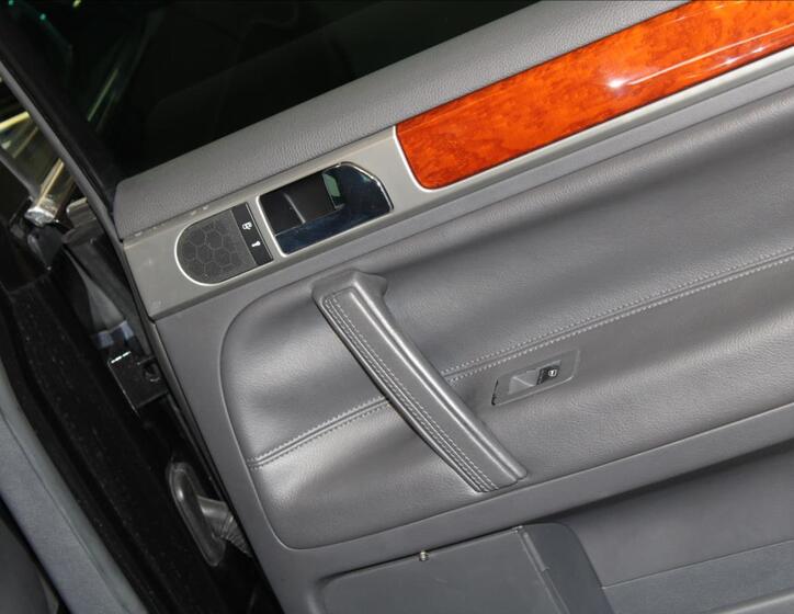 Volkswagen Touareg 20