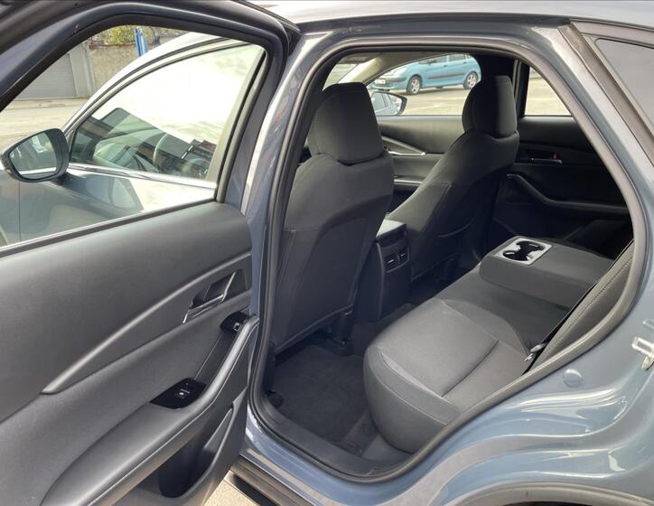 Mazda CX-30 40
