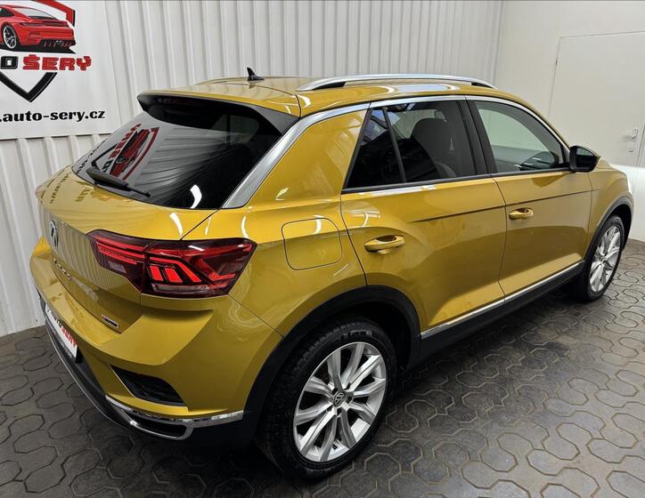 Volkswagen T-Roc 8