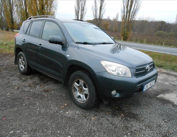 Toyota RAV4 4