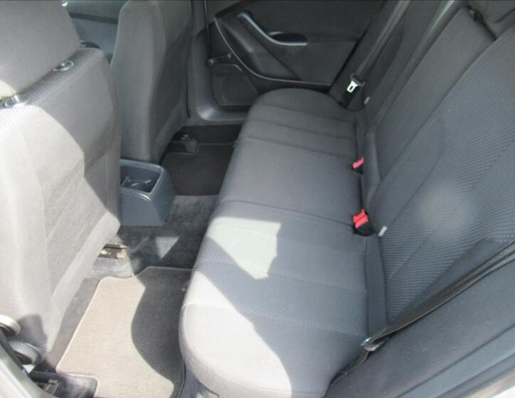 Volkswagen Passat 10