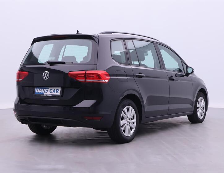 Volkswagen Touran 7