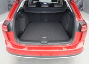 Volkswagen Golf 30