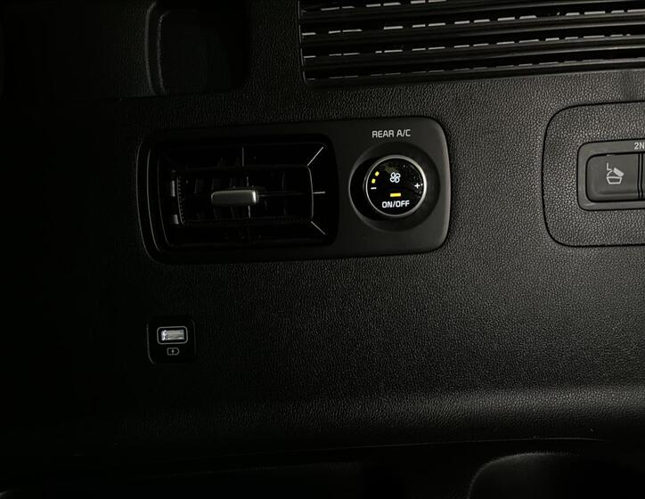 KIA Sorento 30