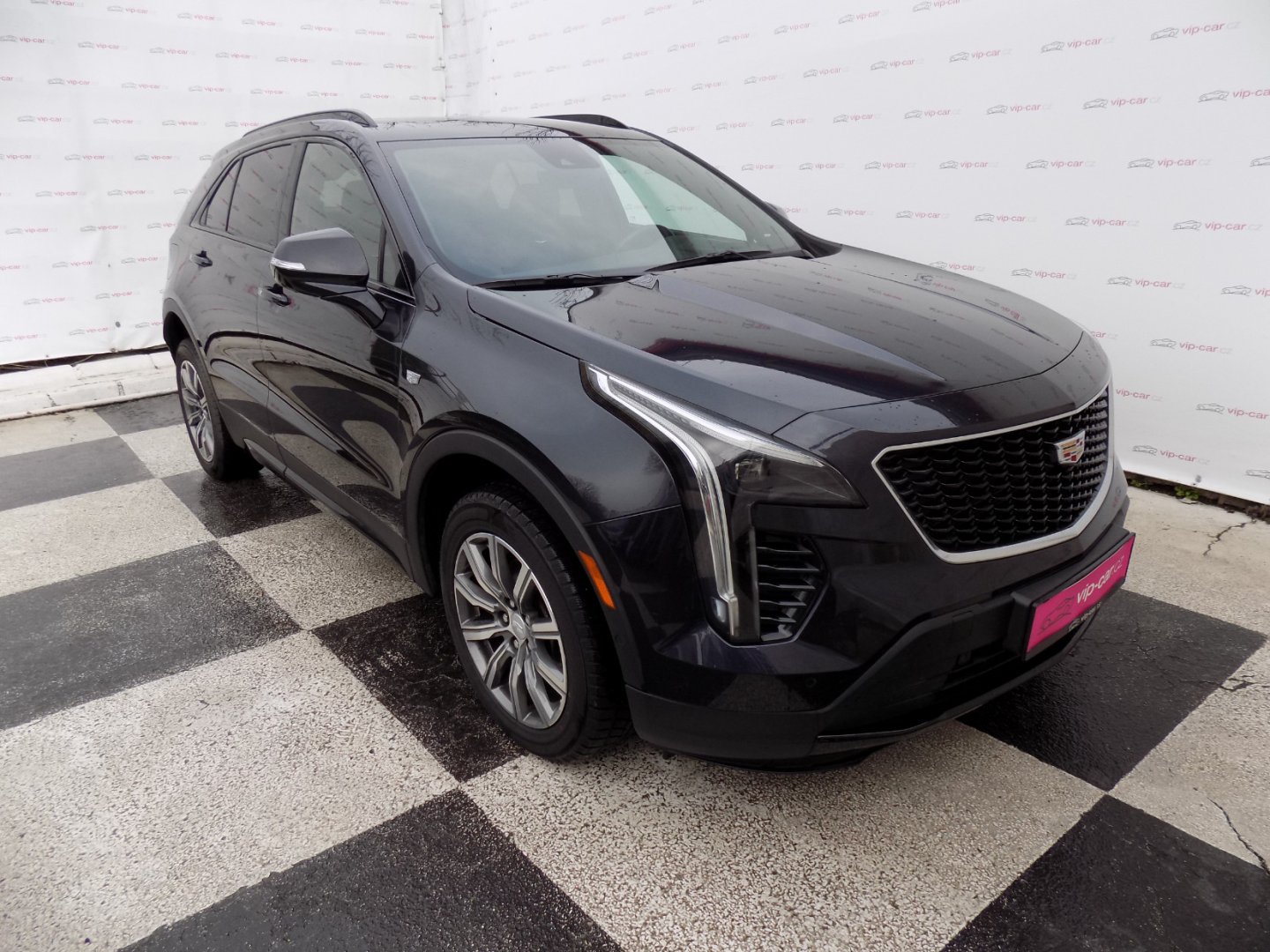 Cadillac XT4