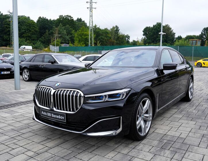 BMW Řada 7 2